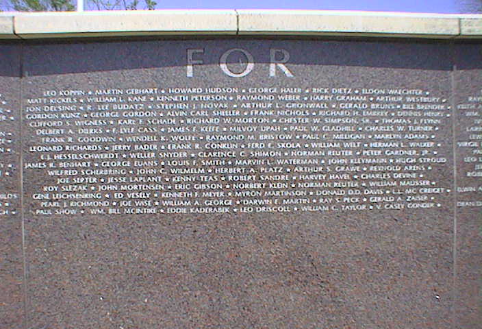 Wall-For.jpg (67526 bytes)
